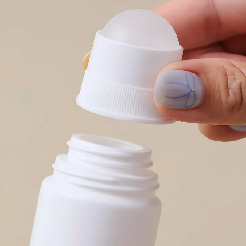 Perfume Quotes - Botella con rodillo de plástico de