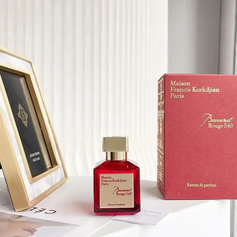Baccarat Rouge 540 extrait de  - Perfume Fragrance Making reseña y precio